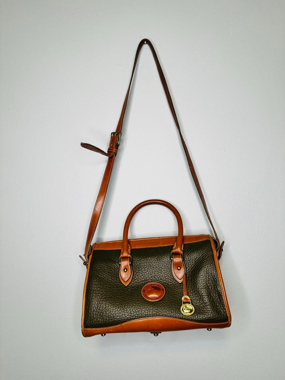 DOONEY & BOURKE Vintage 90s Olive Green Leather Top Handles Crossbody Handbag